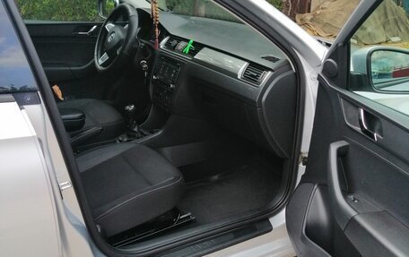 Skoda Rapid I, 2014 год, 1 050 000 рублей, 24 фотография