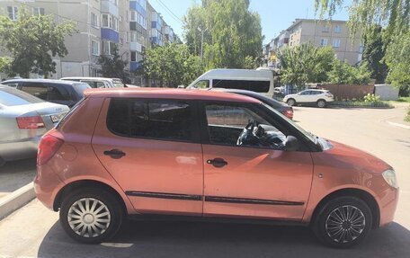 Skoda Fabia II, 2009 год, 412 000 рублей, 2 фотография