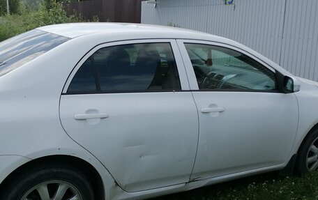 Toyota Corolla, 2011 год, 1 000 000 рублей, 6 фотография