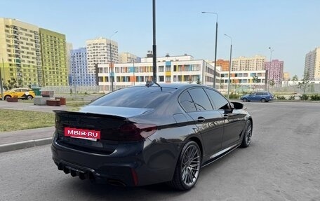 BMW 5 серия, 2019 год, 3 700 000 рублей, 3 фотография