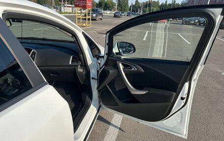 Opel Astra J, 2011 год, 670 000 рублей, 7 фотография