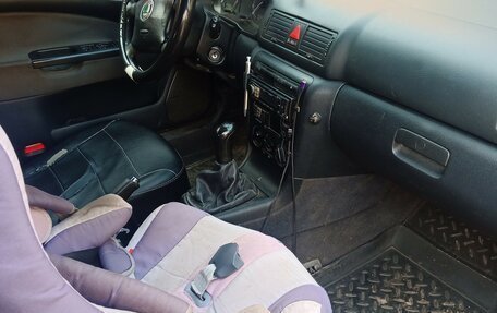 Skoda Octavia, 2004 год, 370 000 рублей, 31 фотография