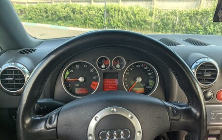 Audi TT, 2004 год, 850 000 рублей, 3 фотография