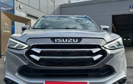 Isuzu MU-X, 2021 год, 5 100 000 рублей, 31 фотография