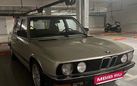 BMW 5 серия, 1983 год, 490 000 рублей, 2 фотография