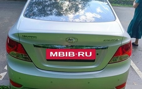 Hyundai Solaris II рестайлинг, 2011 год, 720 000 рублей, 5 фотография