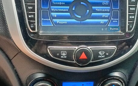 Hyundai Solaris II рестайлинг, 2011 год, 720 000 рублей, 10 фотография