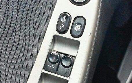 Hyundai Solaris II рестайлинг, 2011 год, 720 000 рублей, 29 фотография