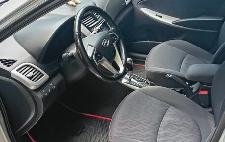 Hyundai Solaris II рестайлинг, 2011 год, 720 000 рублей, 38 фотография