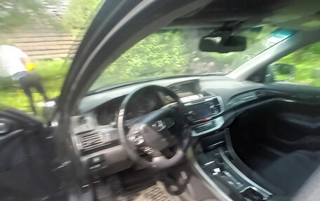 Honda Accord IX рестайлинг, 2013 год, 1 500 000 рублей, 10 фотография