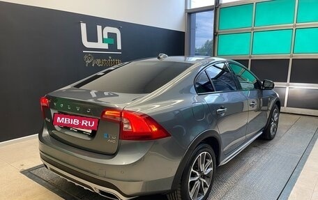Volvo S60 Cross Country, 2016 год, 2 050 000 рублей, 6 фотография