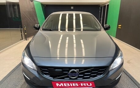 Volvo S60 Cross Country, 2016 год, 2 050 000 рублей, 2 фотография