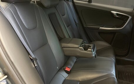 Volvo S60 Cross Country, 2016 год, 2 050 000 рублей, 23 фотография
