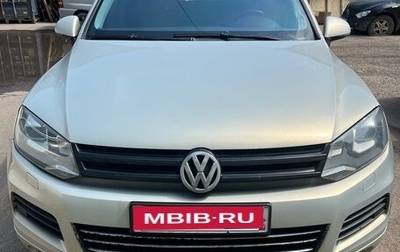 Volkswagen Touareg III, 2011 год, 1 350 000 рублей, 1 фотография