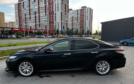 Toyota Camry, 2018 год, 2 900 000 рублей, 8 фотография