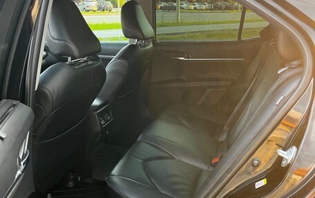 Toyota Camry, 2018 год, 2 900 000 рублей, 4 фотография