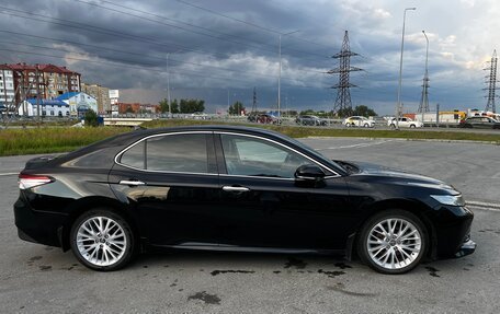 Toyota Camry, 2018 год, 2 900 000 рублей, 9 фотография