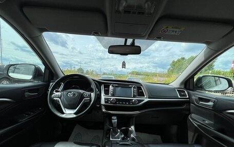 Toyota Highlander III, 2014 год, 2 499 000 рублей, 8 фотография