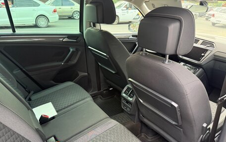 Volkswagen Tiguan II, 2018 год, 2 600 000 рублей, 8 фотография