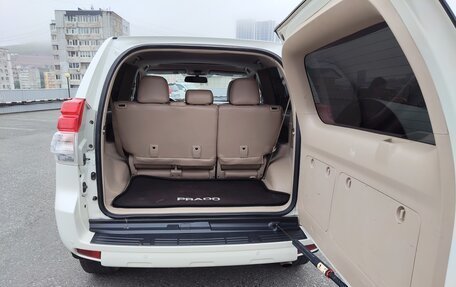 Toyota Land Cruiser Prado 150 рестайлинг 2, 2010 год, 2 450 000 рублей, 24 фотография