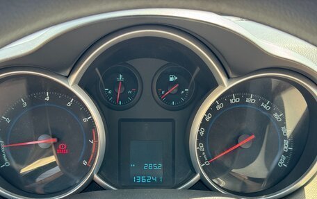 Chevrolet Cruze II, 2012 год, 850 000 рублей, 11 фотография