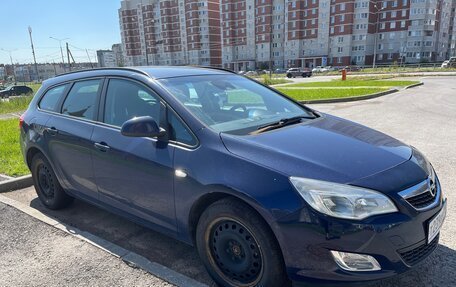 Opel Astra J, 2012 год, 720 000 рублей, 3 фотография