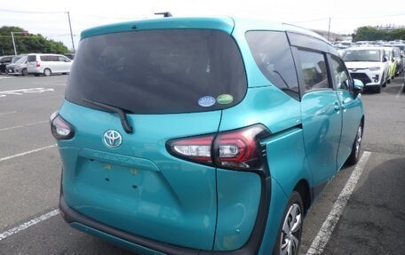 Toyota Sienta II, 2020 год, 1 600 000 рублей, 12 фотография
