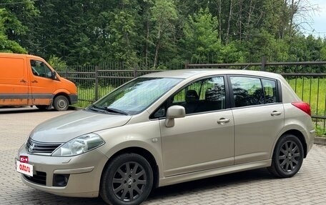 Nissan Tiida, 2010 год, 830 000 рублей, 9 фотография