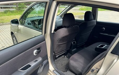 Nissan Tiida, 2010 год, 830 000 рублей, 15 фотография