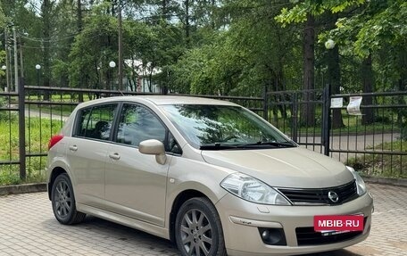 Nissan Tiida, 2010 год, 830 000 рублей, 3 фотография