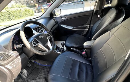 Hyundai Solaris II рестайлинг, 2013 год, 699 900 рублей, 35 фотография