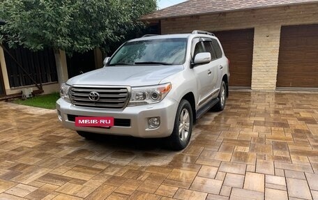 Toyota Land Cruiser 200, 2012 год, 3 380 000 рублей, 2 фотография