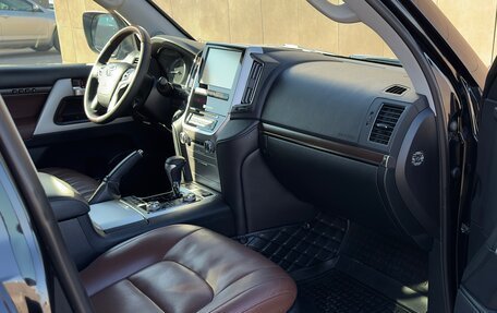 Toyota Land Cruiser 200, 2016 год, 7 200 000 рублей, 14 фотография