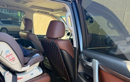 Toyota Land Cruiser 200, 2016 год, 7 200 000 рублей, 23 фотография