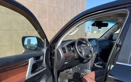 Toyota Land Cruiser 200, 2016 год, 7 200 000 рублей, 20 фотография