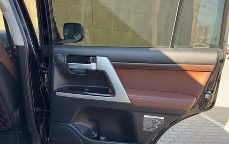 Toyota Land Cruiser 200, 2016 год, 7 200 000 рублей, 22 фотография