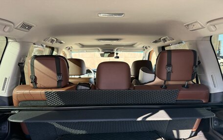 Toyota Land Cruiser 200, 2016 год, 7 200 000 рублей, 28 фотография