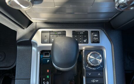 Toyota Land Cruiser 200, 2016 год, 7 200 000 рублей, 32 фотография