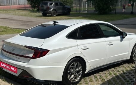 Hyundai Sonata VIII, 2020 год, 1 900 000 рублей, 6 фотография