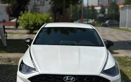 Hyundai Sonata VIII, 2020 год, 1 900 000 рублей, 2 фотография