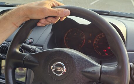 Nissan Avenir II, 2004 год, 430 000 рублей, 21 фотография