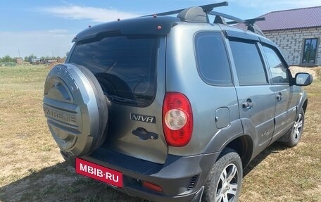Chevrolet Niva I рестайлинг, 2010 год, 445 000 рублей, 3 фотография