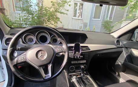 Mercedes-Benz C-Класс, 2013 год, 1 850 000 рублей, 3 фотография