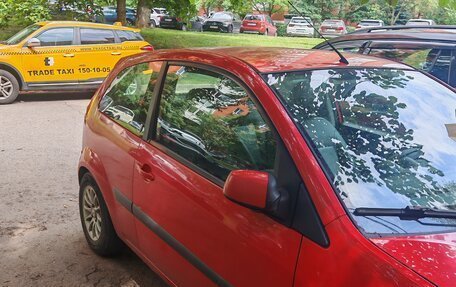 Ford Fiesta, 2006 год, 360 000 рублей, 2 фотография