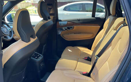Volvo XC90 II рестайлинг, 2018 год, 4 300 000 рублей, 33 фотография