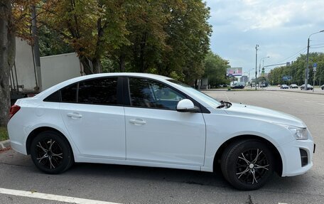 Chevrolet Cruze II, 2015 год, 850 000 рублей, 4 фотография