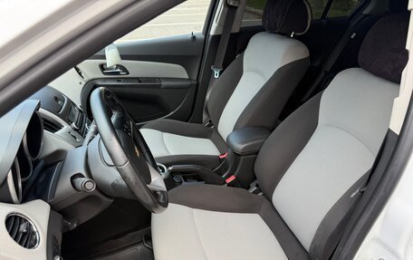 Chevrolet Cruze II, 2015 год, 850 000 рублей, 9 фотография