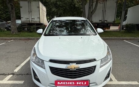 Chevrolet Cruze II, 2015 год, 850 000 рублей, 3 фотография
