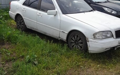 Mercedes-Benz C-Класс, 1996 год, 200 000 рублей, 2 фотография
