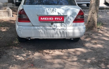 Mercedes-Benz C-Класс, 1996 год, 200 000 рублей, 6 фотография